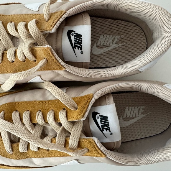 Nike dbreak womens size 8.5. Worn once outside. Like brand new - Picture 6 of 6